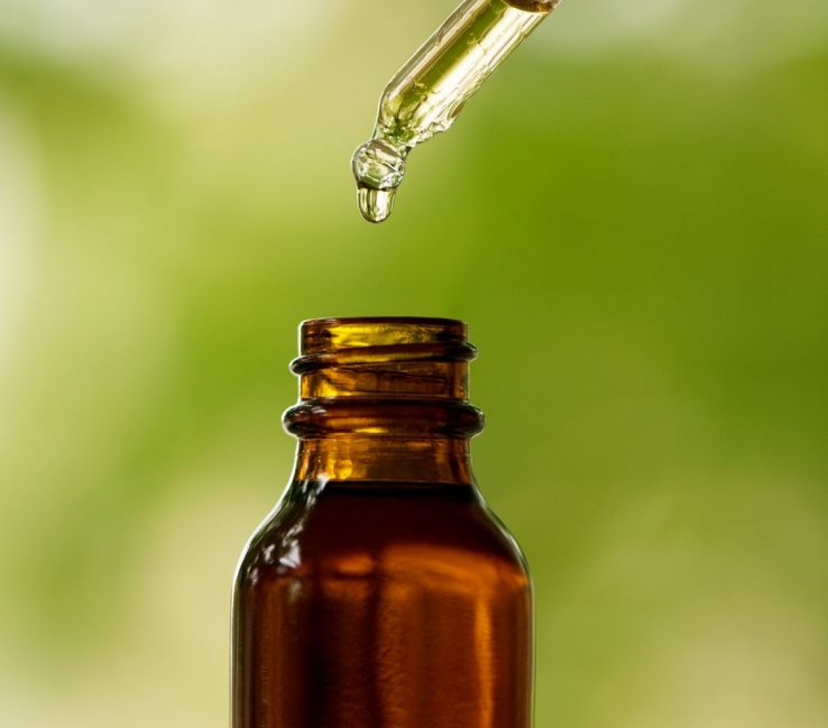 Essential Oils For Thyroid Health